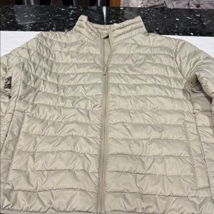 Men’s cold control Gap size large jacket in excellent condition.